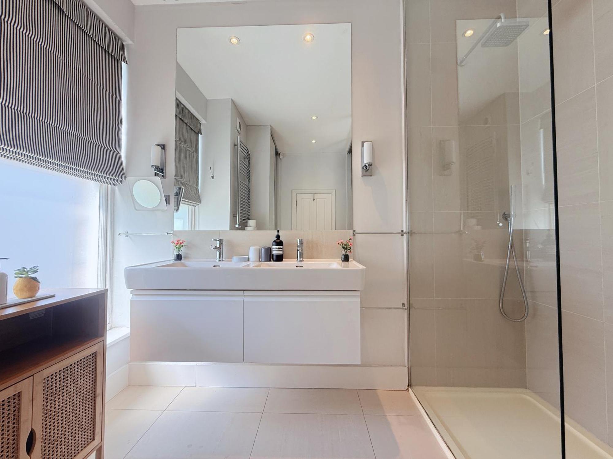 Spacious And Cosy 3Brs 5F House In Heart Of Londres Extérieur photo